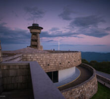 Brasstown Bald