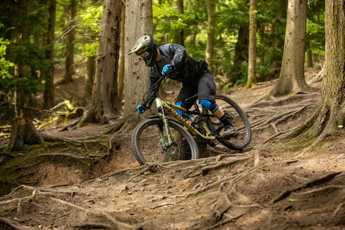 2023 RockShox Lyrik Ultimate and Super Deluxe Coil Ultimate mountain bike suspension fitted to a Marin Alpine Trail XR mountain bike ridden by Alex Evans