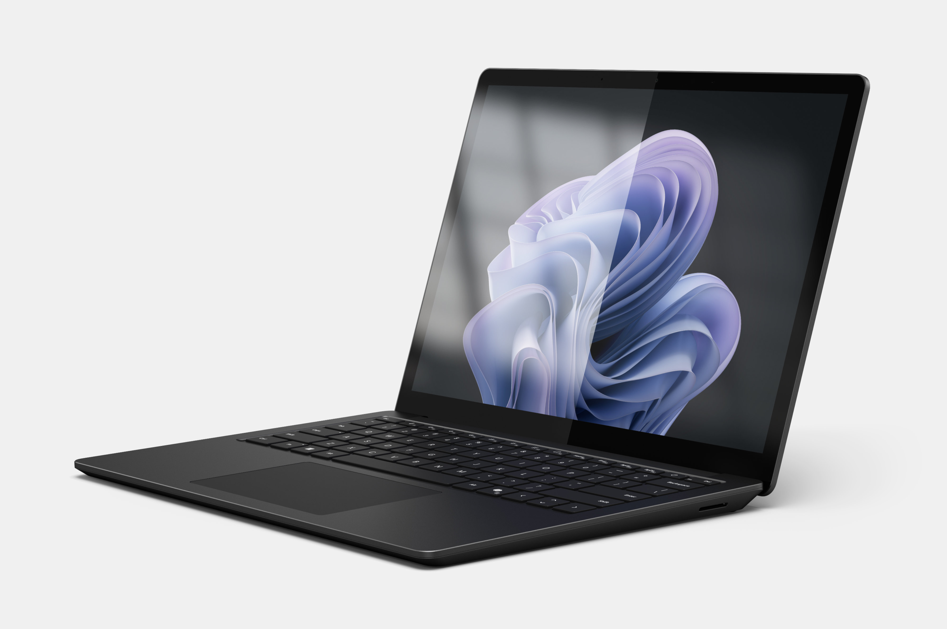 Rendr zařízení Surface Laptop 6 zobrazující obrazovky s antireflexní vrstvou a bez ní