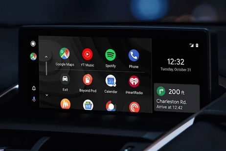 ¿Qué significa el icono de la "P" que aparece en algunos iconos de apps de Android Auto?