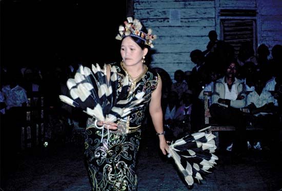 North Kalimantan; dance