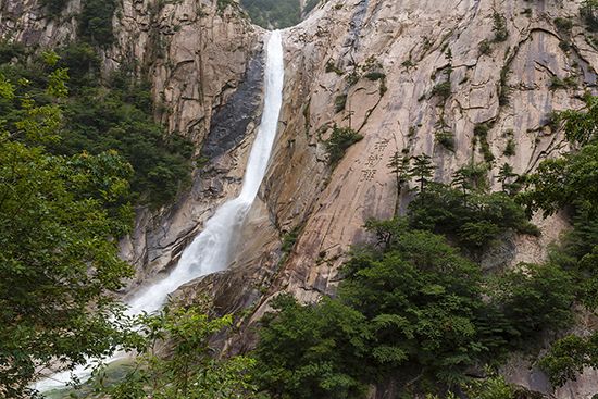 Kuryong Fall, North Korea