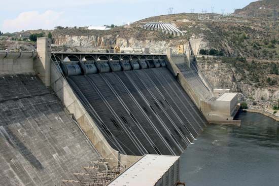 Grand Coulee Dam