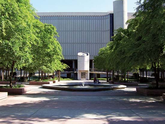 California State University, Sacramento library