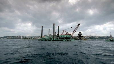 Building a tunnel under the Bosporus strait