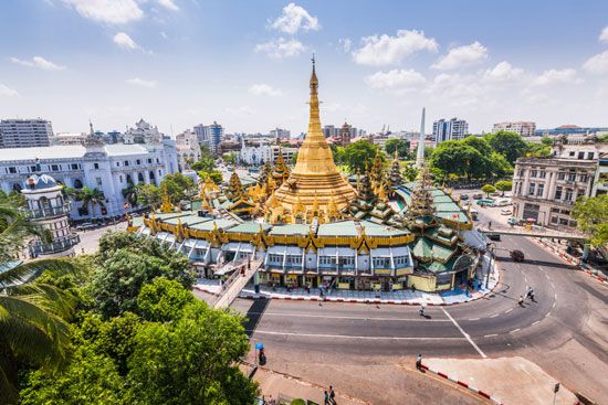 Sule pagoda