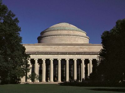 Building 10, Massachusetts Institute of Technology, Cambridge.