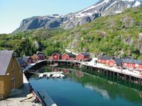 Flakstadøya island: Nusfjord