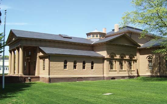 Harrison, Peter: Redwood Library