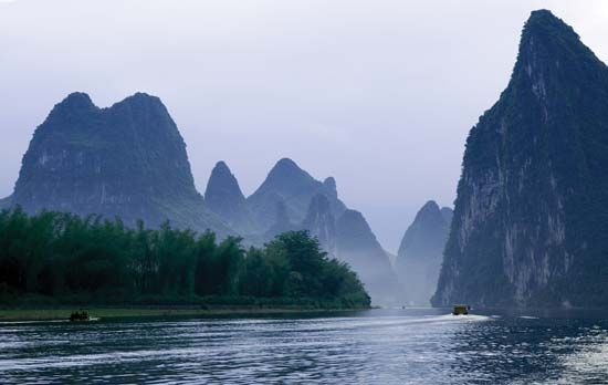 Karst formations along the Gui (locally Li) River near Guilin, Zhuang Autonomous Region of Guangxi, China.