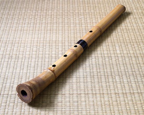 shakuhachi (end-blown flute)