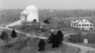 See how Lincoln's state was home to Camp Douglas and both Confederate and Union soldiers fighting major battles