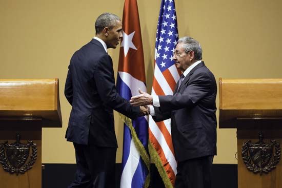 Barack Obama and Raúl Castro