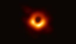 black hole in M87