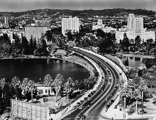 Los Angeles: Wilshire Boulevard, 1930s