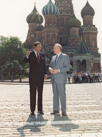 Ronald Reagan and Mikhail Gorbachev