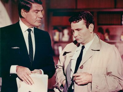 Gene Barry and Peter Falk in Prescription: Murder