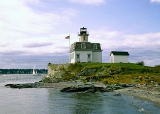 Rose Island Lighthouse