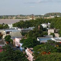 Colonia del Sacramento; Plata, Río de la