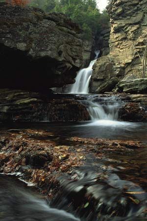 Linville Gorge, Pisgah National Forest, North Carolina: waterfall