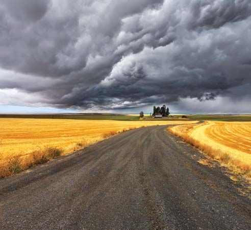 thunderstorm: clouds