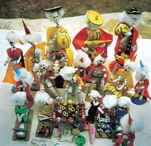 Day of the Dead figurines