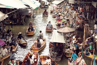 Thailand: floating market