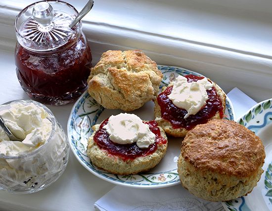 Cornish clotted cream