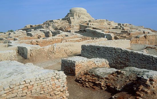 Mohenjo-daro: tower