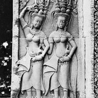 Apsaras, heavenly dancing girls, bas-relief from Angkor Wat, Angkor, Cambodia, early 12th century.