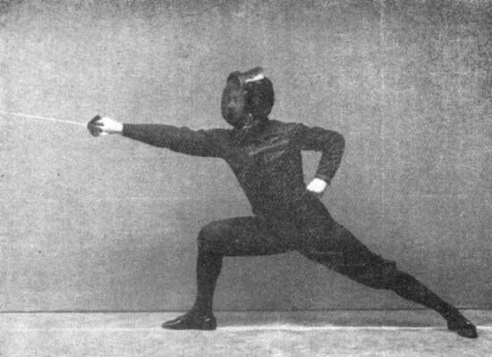 Luigi Barbasetti demonstrating a lunge.