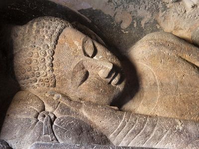 Ajanta Caves: reclining Buddha