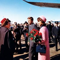 President and Mrs. Kennedy at Love Field, Dallas, Texas, November 22, 1963. President John F. Kennedy, President Kennedy, Jacqueline Kennedy Onassis, Kennedy's assassination