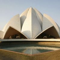 The Baha'i House of Worship, (Lotus Temple), designed by architect Fariborz Sahba in Delhi, India. (modern architecture; religious temple; religion; Bahapur; white marble)