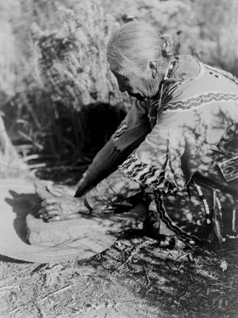 Klamath woman