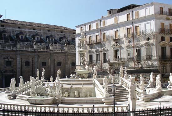 Pretoria Fountain, Palermo