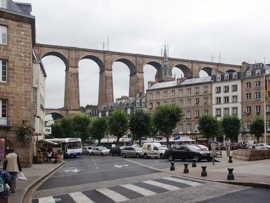 Morlaix: railway viaduct