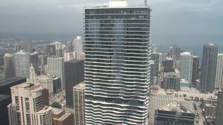 Jeanne Gang discussing Chicago's Aqua Tower