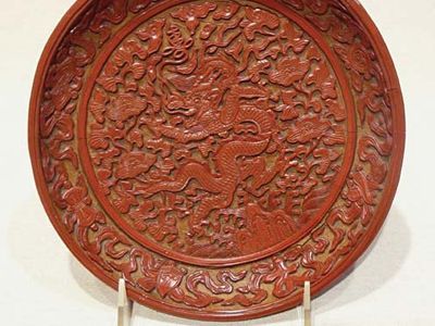 lacquer dish