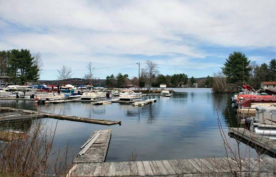 Lake Chargoggagoggmanchauggauggagoggchaubunagungamaugg