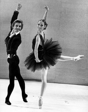 Mikhail Baryshnikov and Natalia Makarova