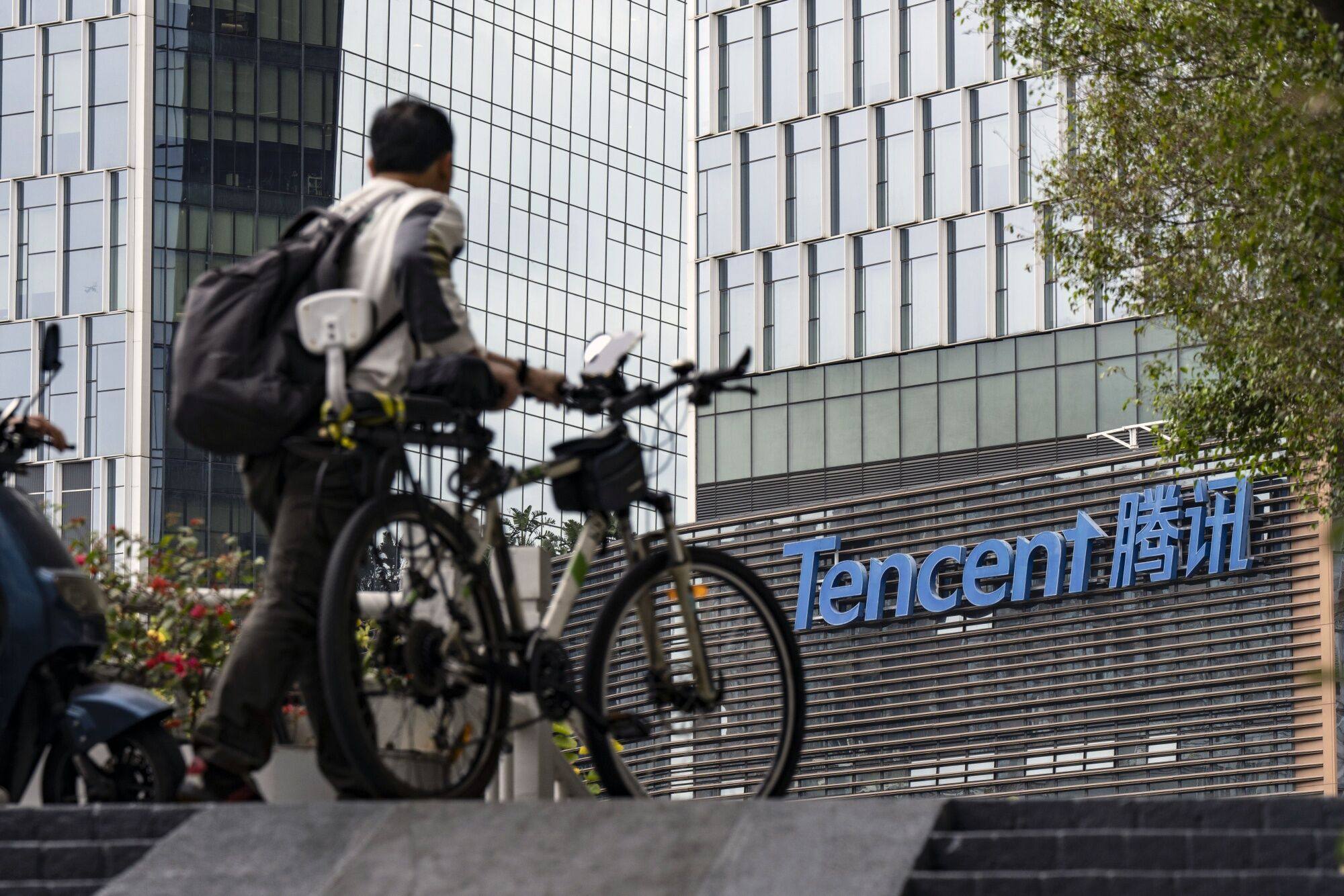 Tencent Holdings chairman and chief executive Pony Ma Huateng urged employees to maintain a calmer attitude this year amid the government’s regulatory initiatives. Photo: Bloomberg