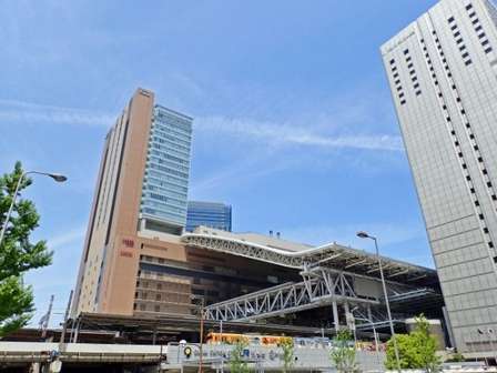 大阪駅と梅田駅の近さが分からないと難しい？