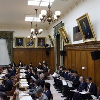 衆院政治倫理審査会で弁明する岸田首相＝国会内で2024年2月29日午後2時10分（代表撮影）