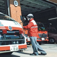 出動する名古屋市消防局の救急車（名古屋市消防局提供）