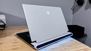 Alienware x17 R2 review