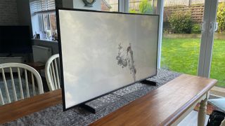 Budget TV: Samsung UE43CU8000