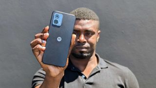 Holding the Moto G 5G (2023)