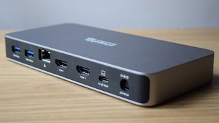 Plugable Dual HDMI Docking Station (UD-4VPD) review photos