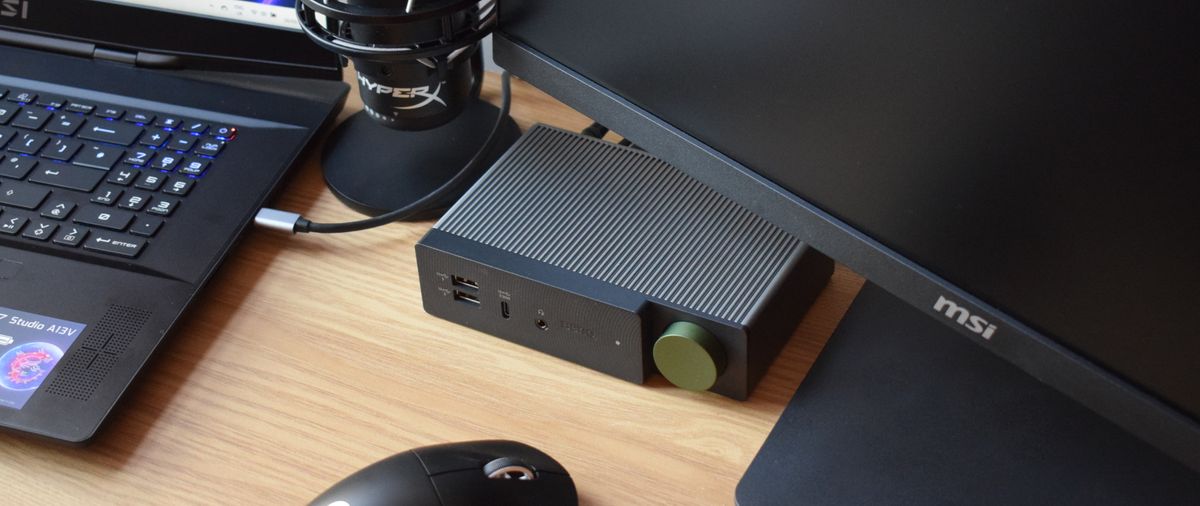 BenQ beCreatus Hybrid Docking Station review photos